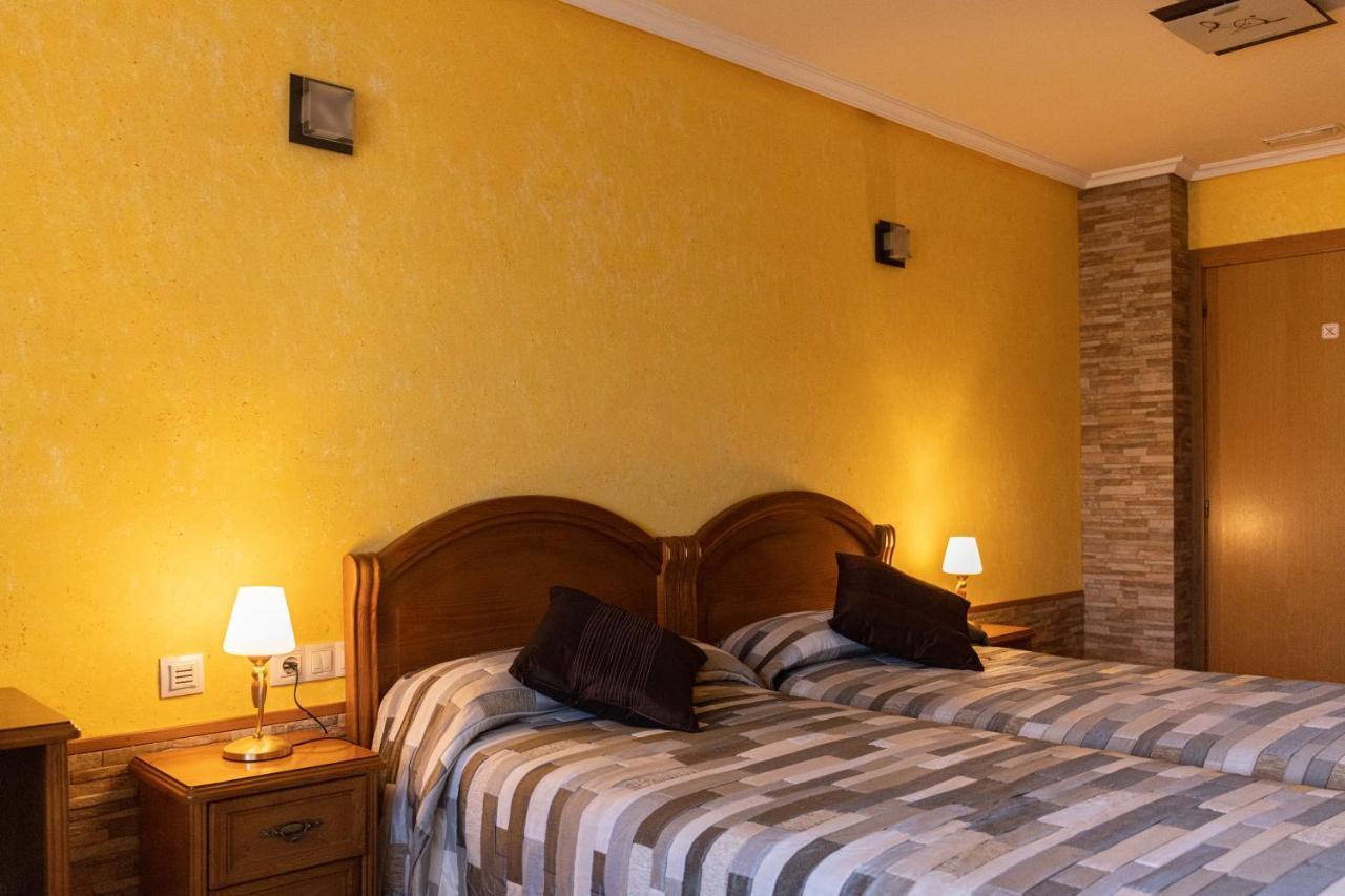 Legaire Etxea Guest House Ibarguren Bagian luar foto