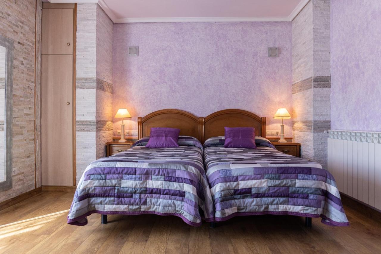 Legaire Etxea Guest House Ibarguren Bagian luar foto