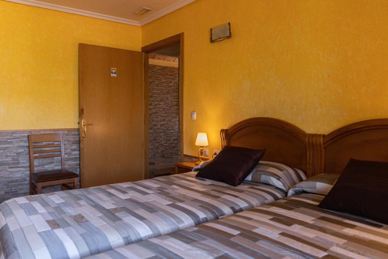 Legaire Etxea Guest House Ibarguren Bagian luar foto