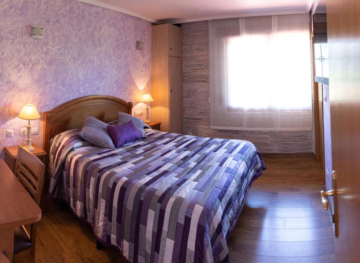 Legaire Etxea Guest House Ibarguren Bagian luar foto